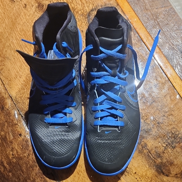 Nike Black and Blue High-Top Sneakers Hyperfuse - Picture 2 of 5
